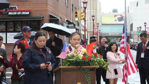 印尼男足迎克鲁伊维特执教：誓夺世预赛胜利