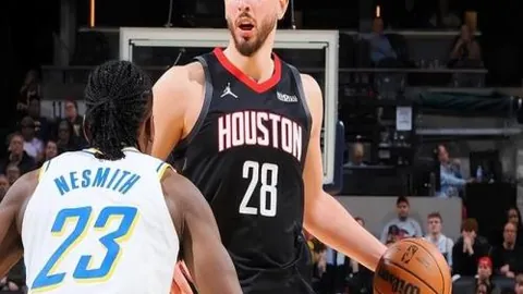 巴塞罗那与马竞国王杯对决4-4平，拉菲尼亚双响索尔洛特读秒绝杀，话题热议